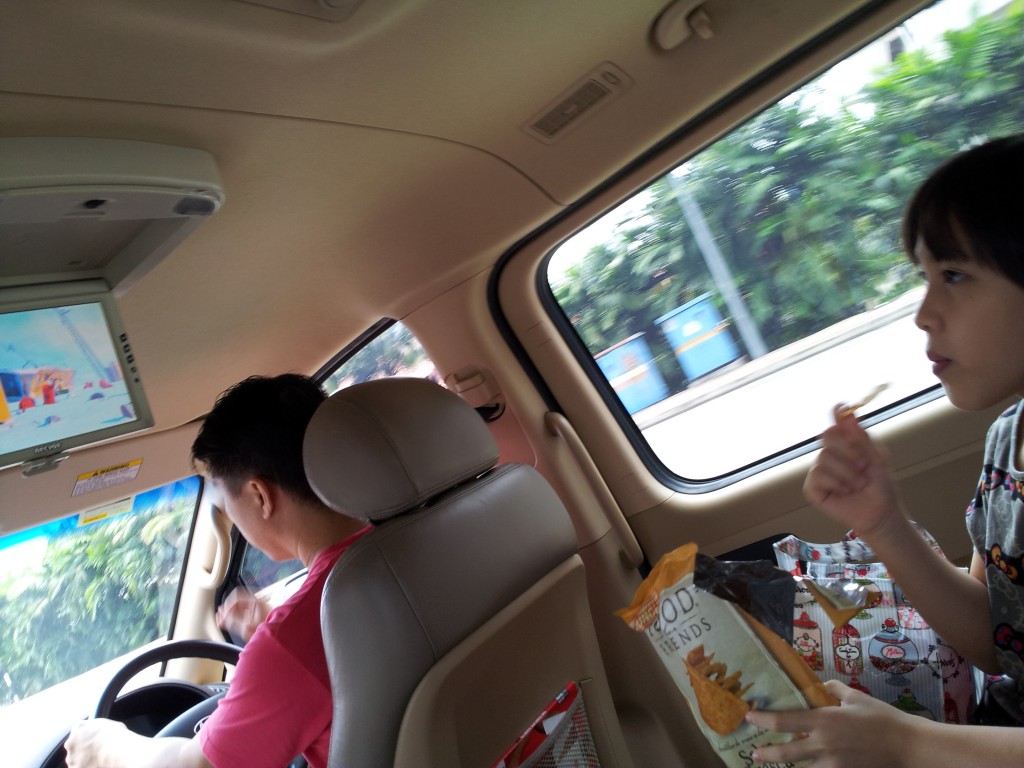 eat in car 2